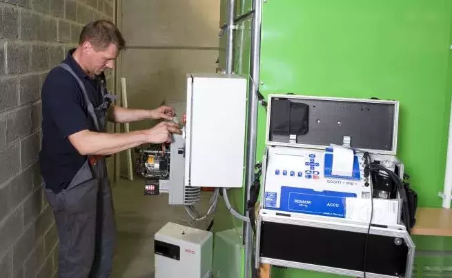 Remko  Advies - herstelling - installatie werkplaatsverwarming